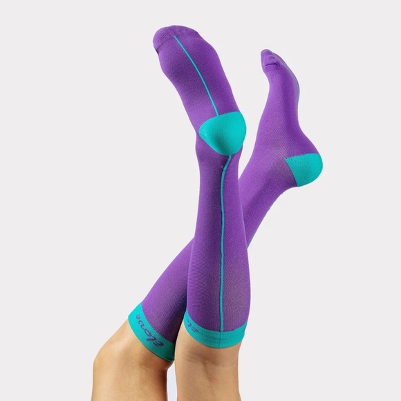 NWT Clove Compression Socks, Small (W5-8.5), Aurora | Nurse Medical Travel - Picture 2 of 4